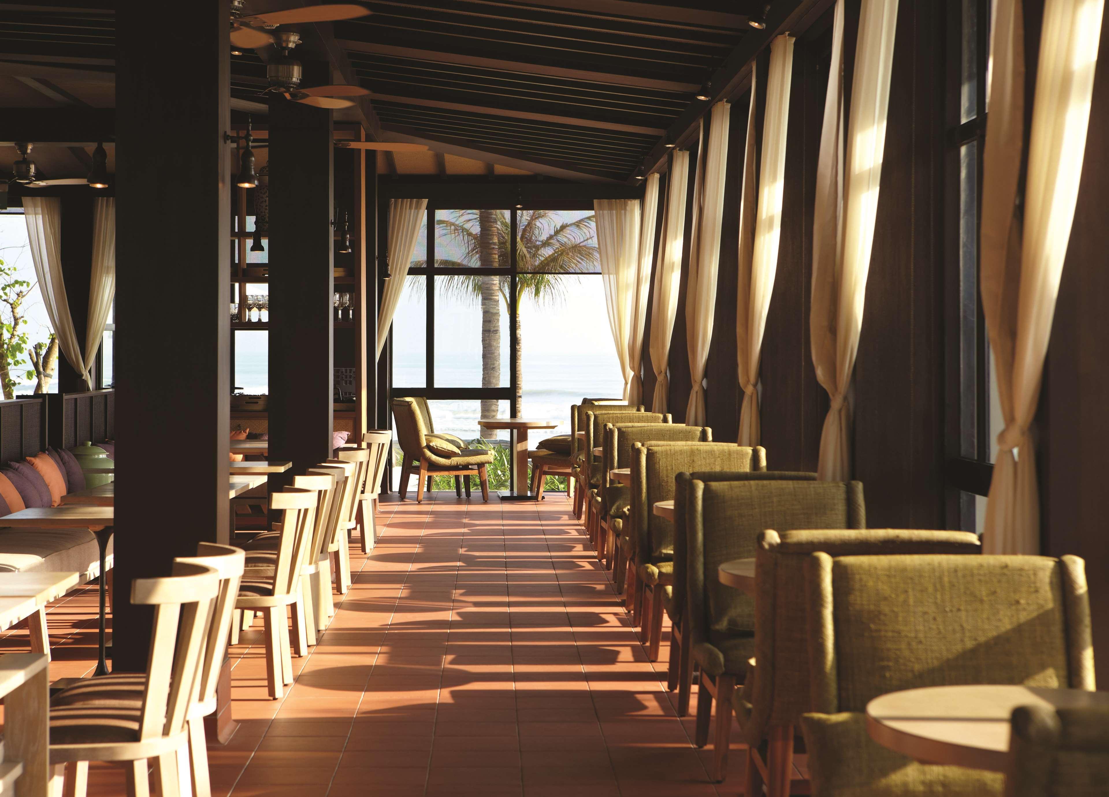 Hyatt Regency Danang Resort And Spa Buitenkant foto The restaurant