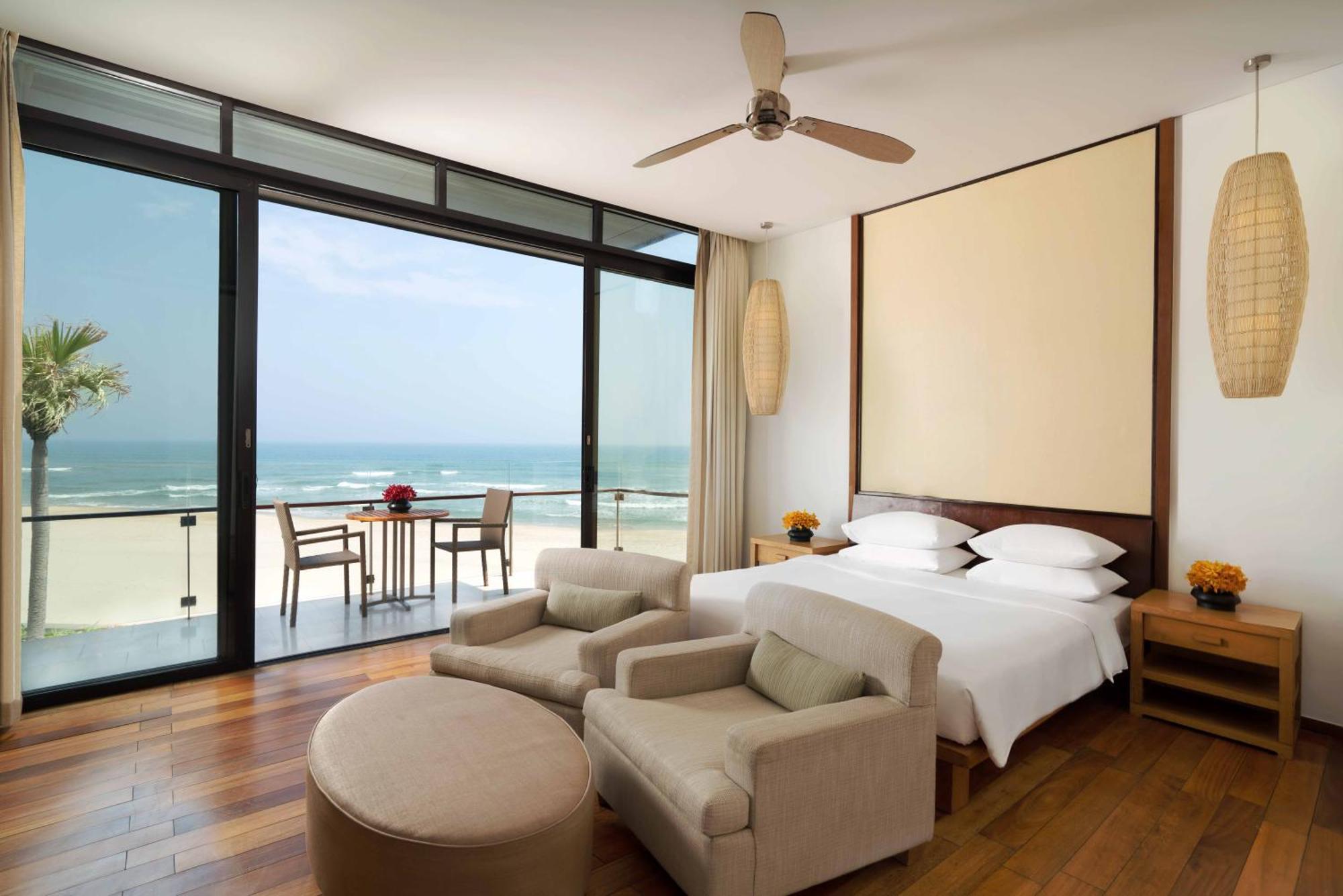Hyatt Regency Danang Resort And Spa Buitenkant foto A bedroom at the W Retreats & Spa, Nusa Dua, Bali